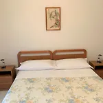 Hotel Elena